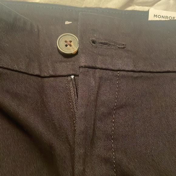 NWT - Loft - size 2 - black - Monroe 6 inch shorts - Picture 6 of 8